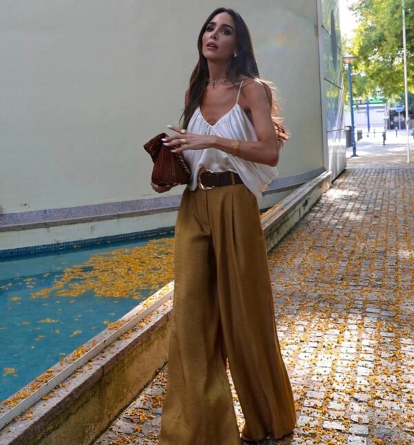 WIDE LEG PLEATED PANTS